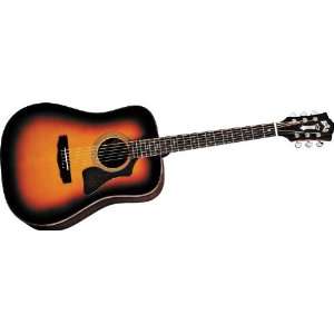   Dreadnought Guitar   Antique Burst   381 0500 837: Musical Instruments