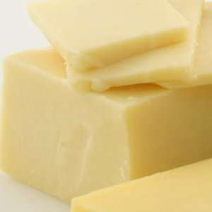 Great Ocean Road Australian Cheddar   2lb Club Cut (2 pound) by 