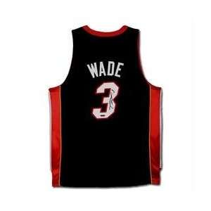  Dwyane Wade Autographed Miami Heat Away Black Jersey (UDA 