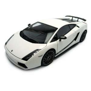   : Lamborghini Gallardo Superleggera White 1:18 Autoart: Toys & Games