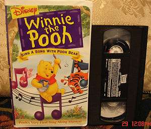   Winnie The Pooh Sing A Song With Pooh Bear & Piglet Too! Vhs Video