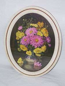 VINTAGE SMALL OVAL FLORAL MUM PRINT IN WOOD FRAME 7X9  