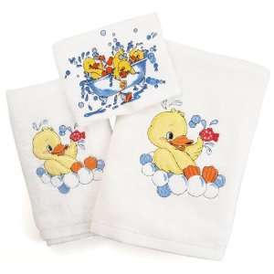  Rubber Ducky Embroidered Bathroom Towel 3 Piece Set: Home 