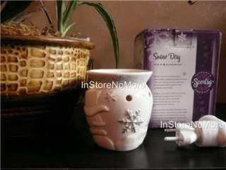 Scentsy PLUG IN Warmer SNOW DAY SNOWDAY Retired RARE  