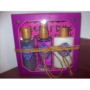  Victorias Secret 3 Pc Love Spell Gift Set  4.2 Oz Beauty