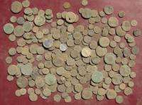 225 UNCLEANED Ancient ROMAN COINS 3605  