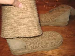 UGG CARDY KNITT TALL BOOTS SIZE 8 ROLLS DOWN OR UP  