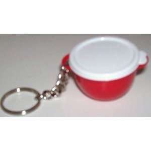  Tupperware Mega Thatsa Bowl Red Keychain: Kitchen & Dining