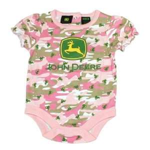  John Deere Pink Camo Logo Onesie: Home & Kitchen