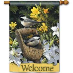  Summer Chickadee Bird Flag   Banner: Sports & Outdoors