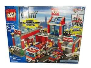 Lego City Emergency Rescue Fire Station 7945  
