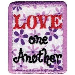  Bold Faith Iron On Appliques Love One Another 1/Pkg 
