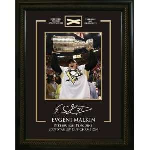 Evgeni Malkin Unsigned 8 x 10 Piece of Net Penguins 2009 Stanley Cup 