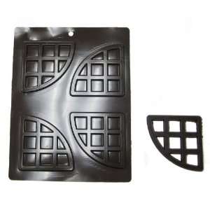    Flexible Chocolate Mold: Pie Slice, 4 Cavities: Kitchen & Dining