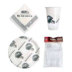  Seattle Seahawks 96 Piece Plastic Dinnerware Set: Sports 