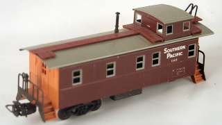 HO Scale MARKLIN Southern Pacific Caboose Missing Truck & Ladder 