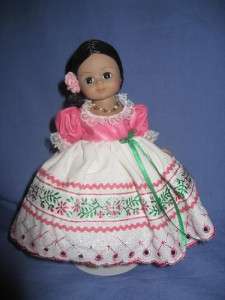 MINT 8 Madame Alexander doll CHILE  