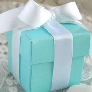  Aqua Favor Boxes With Ribbon   Set of 10: Health 