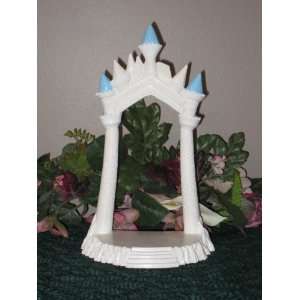 White Castle Cake Top Base with Blue Accents:  Kitchen 