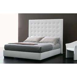 Ludlow Modern Queen size Bed  
