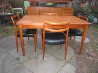 GORGEOUS SET OF 4 SOLID TEAK SCULPTURAL DANISH MODERN DINING CHAIRS 