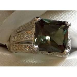  Celebrity Style Peridot Green Ring Beauty
