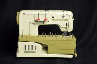 LOVELY BERNINA 730 SEWING MACHINE COMPLETE WITH QUILTING ACCESSORIES 