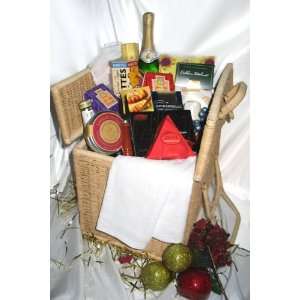 Deluxe Gourmet Gift Basket with a Free Grocery & Gourmet Food
