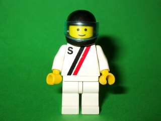 Lego Figur Rennfahrer mit schwarzem Helm aus 6509 1477 (s005)  