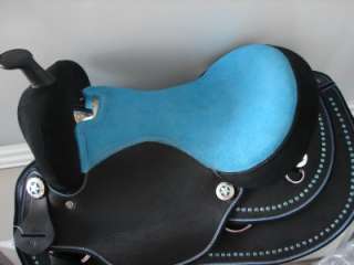 BLACK SYNTHETIC SADDLE , ADULT SIZE AND LIGHT WEIGHTED.(20 22LBS)