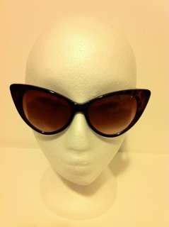   Cat Eye Vintage Designer Young Hollywood Fashion Sunglasses Retro B257