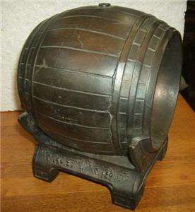 Vintage United Electric WINE BARREL Spelter Pot Metal mantel novelty 