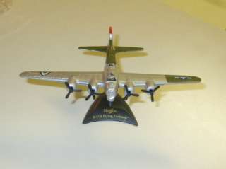 MAISTO TAILWINDS WWII B 17G FLYING FORTRESS MINT LOOSE  